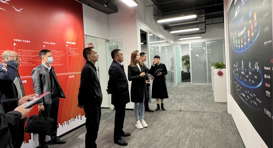 成都市青羊区副区长龚昌华一行领导莅临云生集团四川公司调研指导