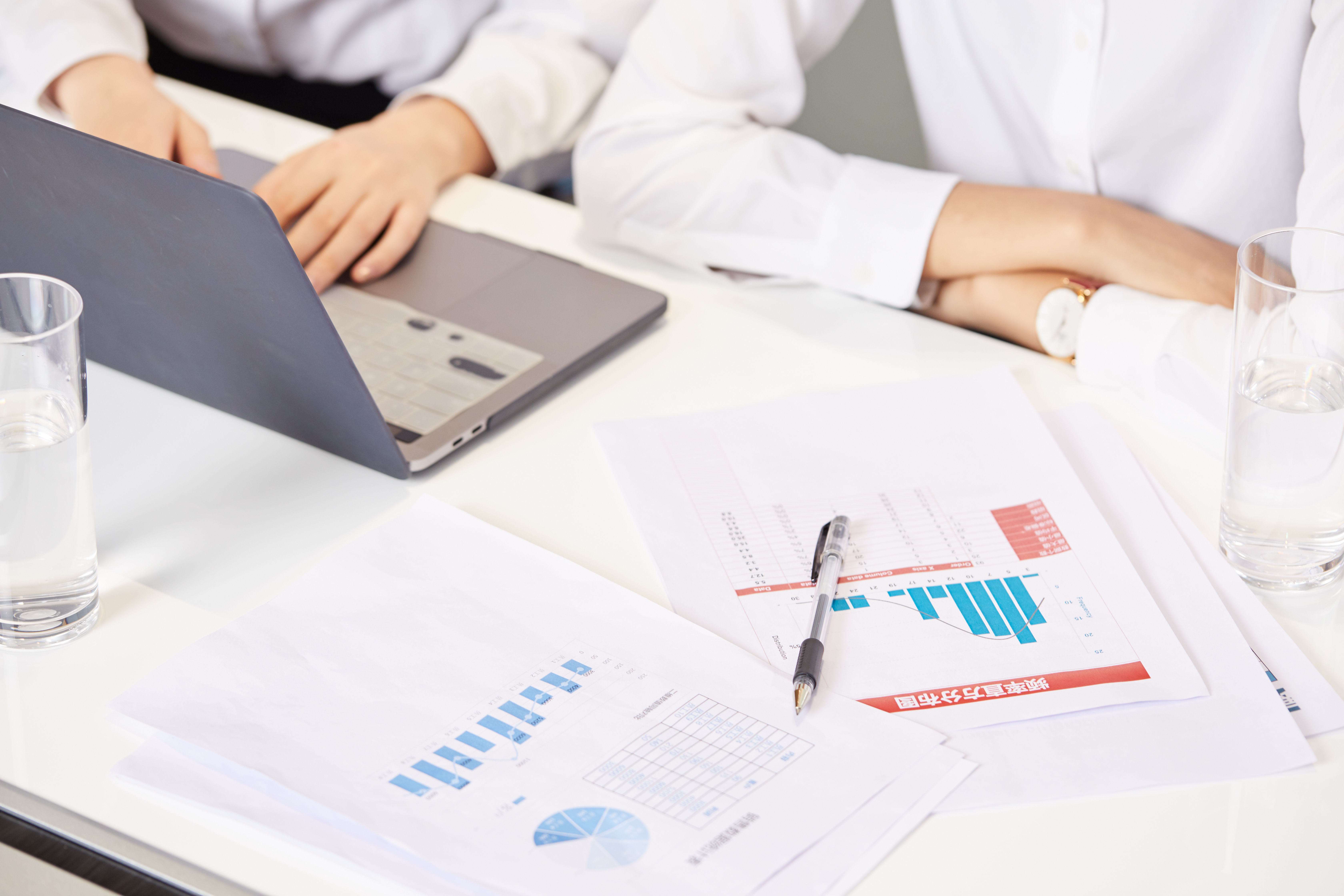 换了新工作，社保应该怎么缴？