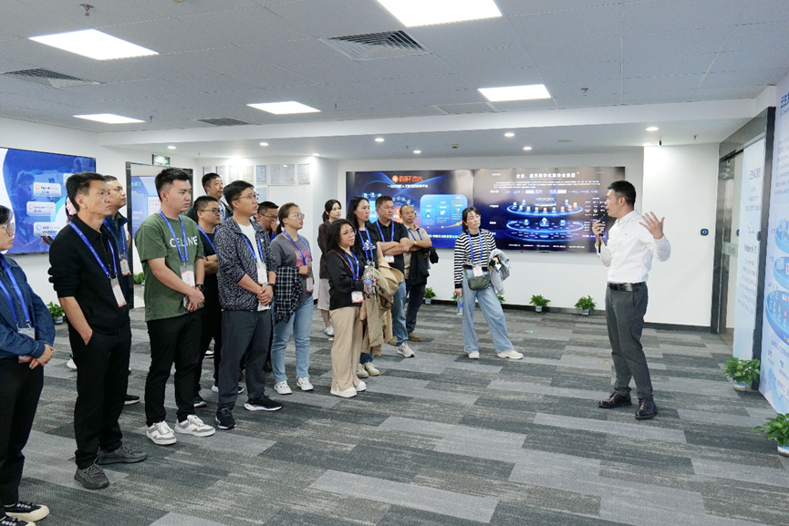 云南省人力资源服务人才能力提升专题培训班学员一行莅临云生全球创新中心参观交流