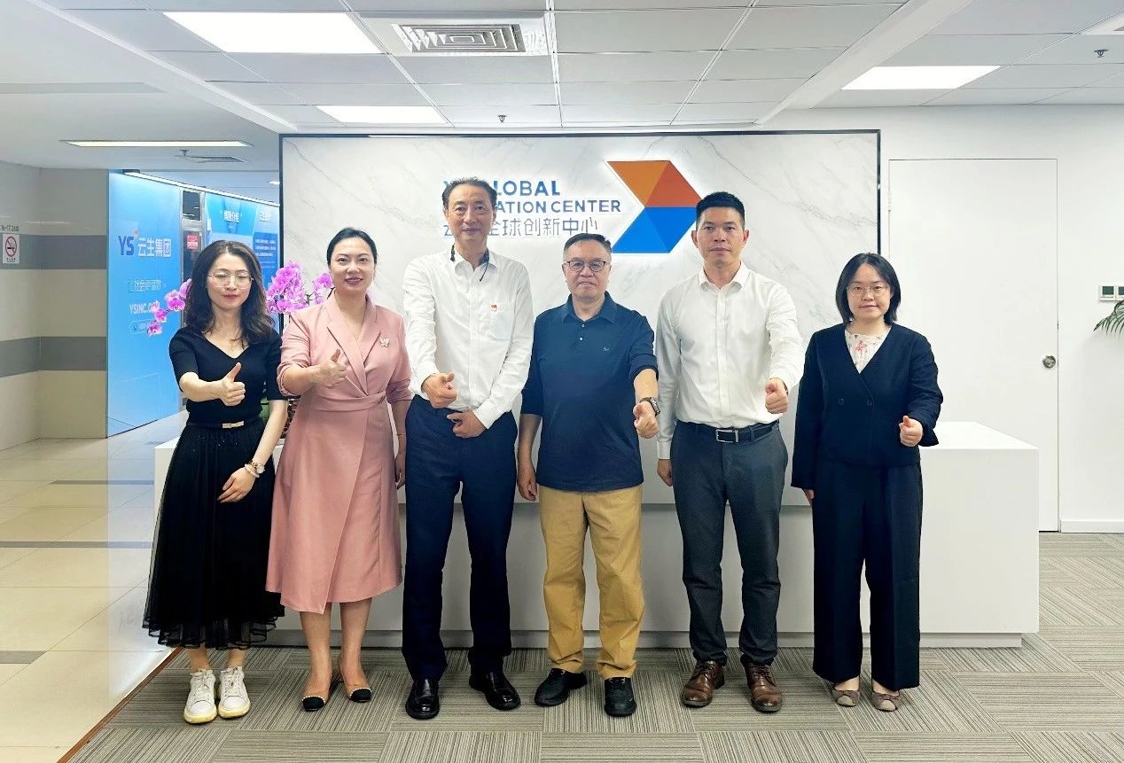 重庆市人才研究和人力资源服务协会副会长兼秘书长程卫民一行莅临云生全球创新中心考察学习