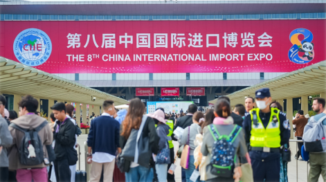 进博会 | 多场主题分享聚焦“AI+出海”与智能创新，云生集团助力企业“走出去”资源“引进来”